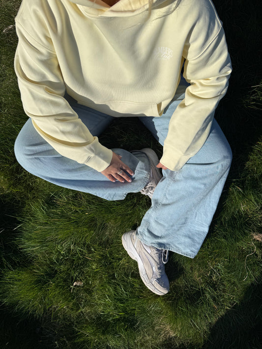 MEMBERS CLUB BUTTER HOODIE